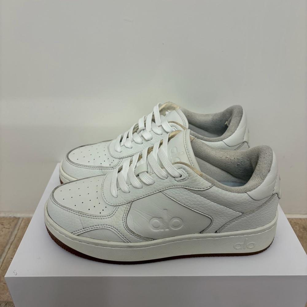 Alo Yoga Women’s Recovery Mode Sneaker - White - Size 6.5